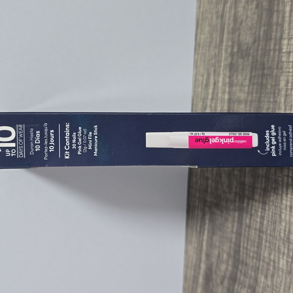 Dashing Diva NailBliss Salon Gel Nails Long Length Brand New Navy Matte - Picture 3 of 4